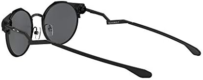 Мъжки слънчеви очила Oakley Oo6046 с засовом от Титан с Кръгла форма