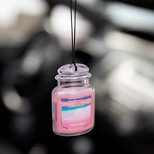 Автомобилни ароматизатори Yankee Candle е с аромат на Hanging Car Jar® Ultimate Pink Sands™ Неутрализира неприятни миризми в срок до