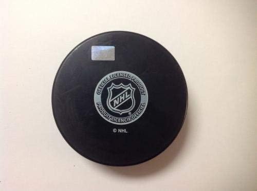 Райън Хартман Подписа хокей шайба Нешвил Предаторз с автограф a - Autograph NHL Pucks